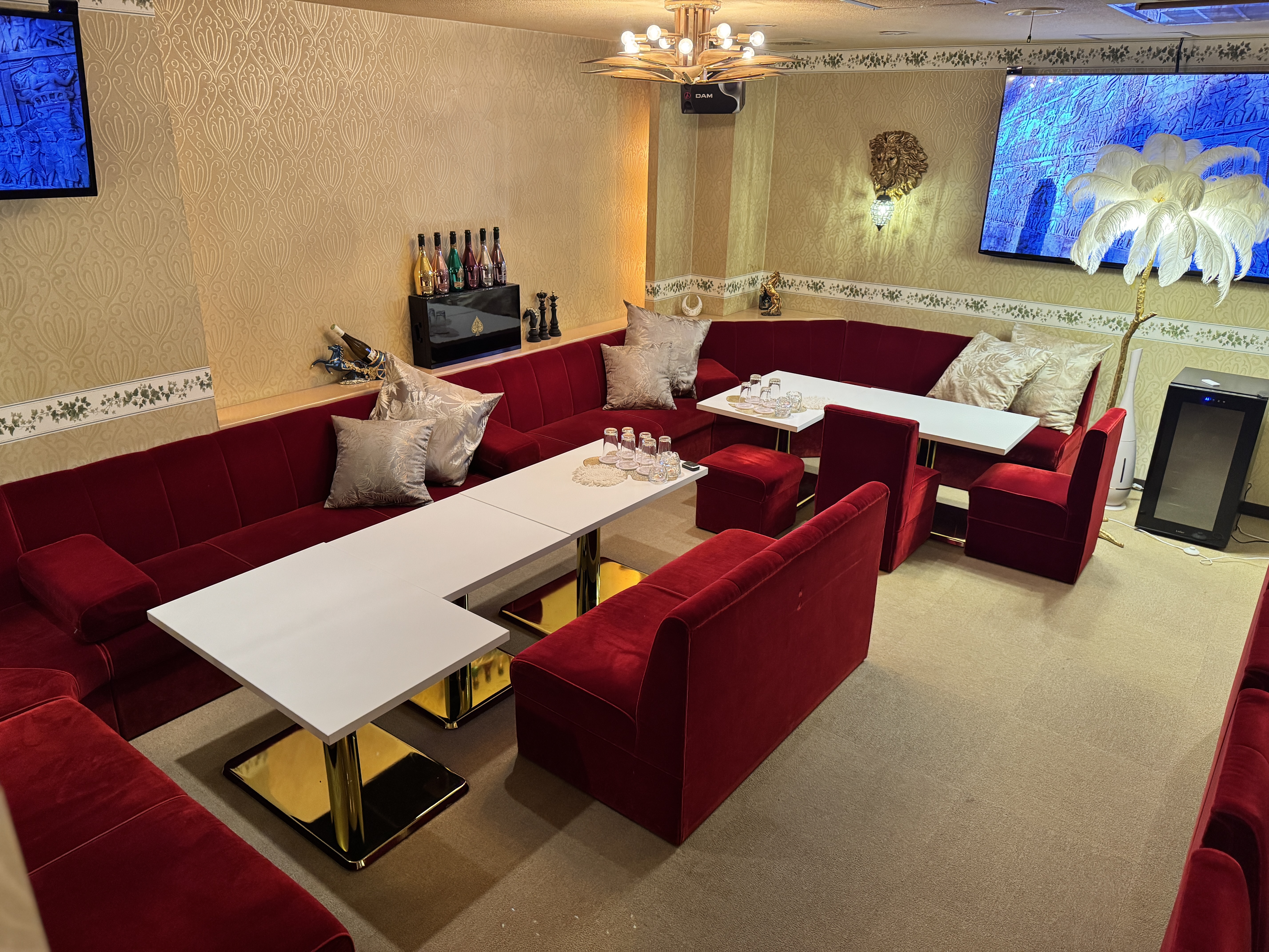 高松 ラウンジ GLiin Salon店内9