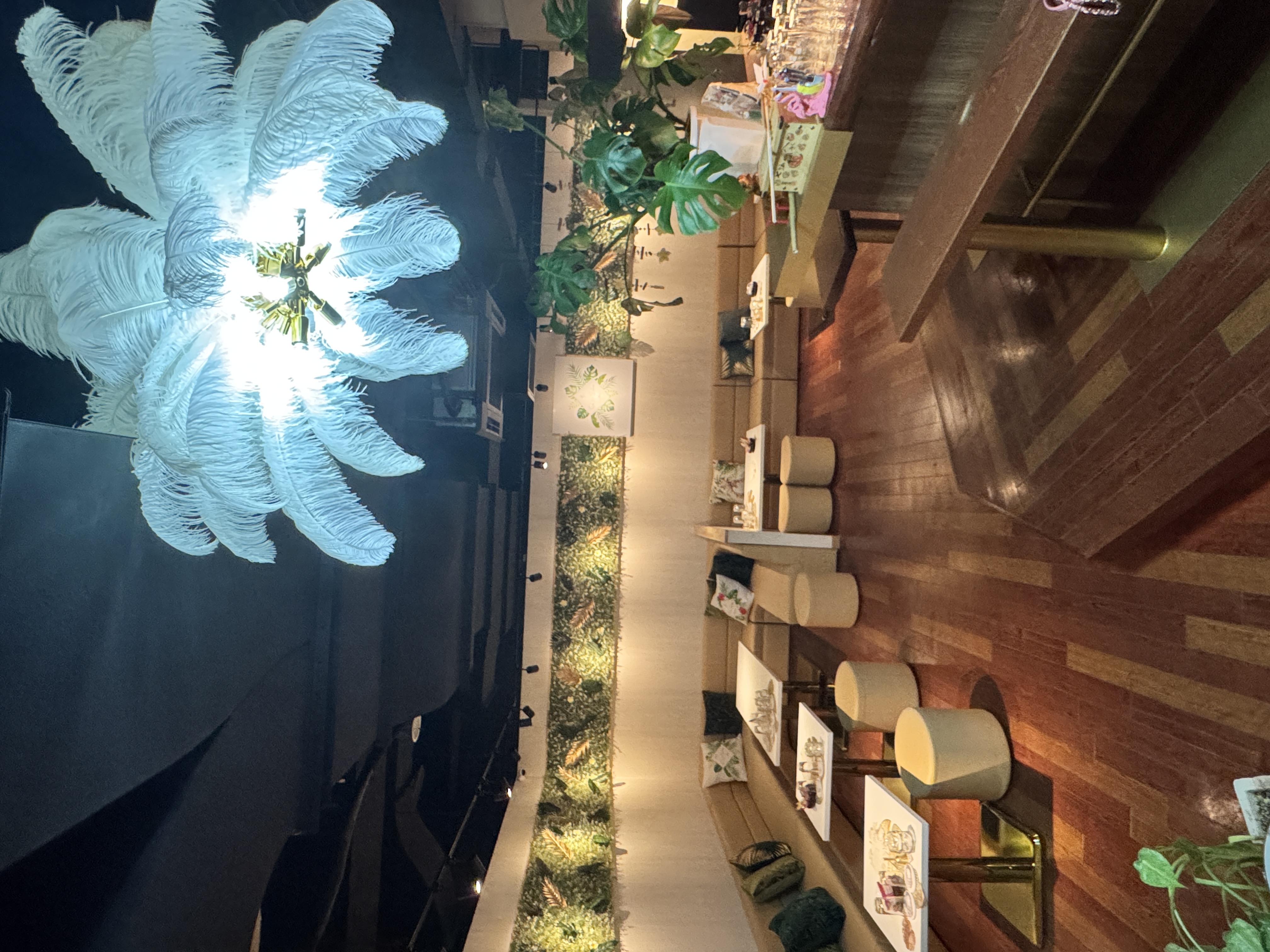 高松 ラウンジ GLiin Salon店内10