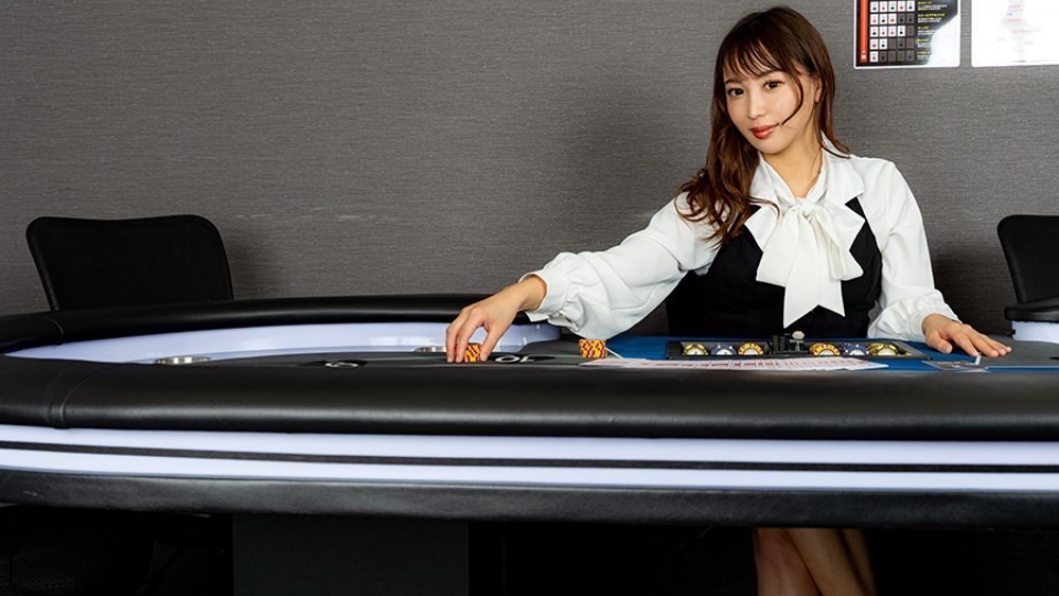 Queenも日曜日以外空いてます