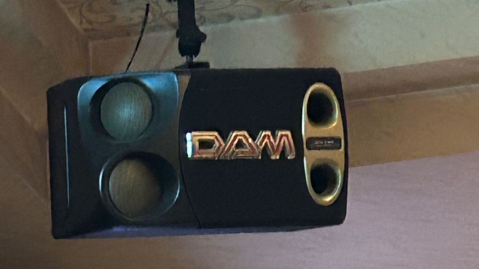 すぐに人の携帯で遊ぶ悪い子が居て😥1人だけだと思ってたら👈🏻