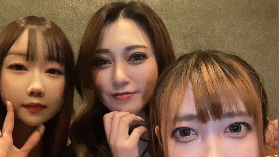 " 世界はそれを愛と呼ぶんだぜ🫦.今週も１週間よろしくお願いします💫⌇﻿"