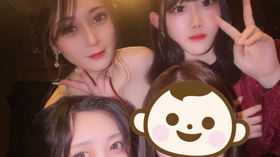 写真撮る時は横一列だって言ったよね？💦周年最終日盛り上がっていきましょう❕
