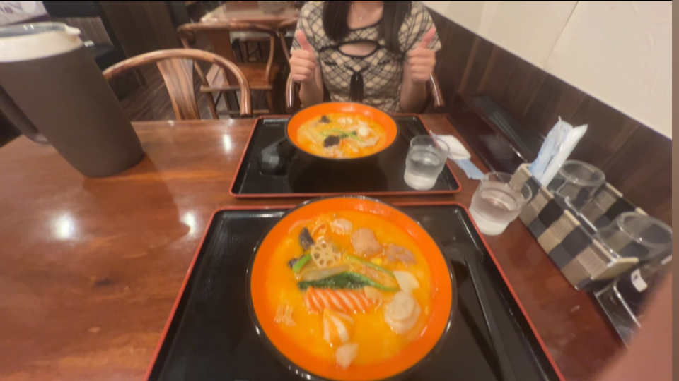 妹が麻辣湯食べたい！！ってずっと言うので😹毎回とりすぎてしまう。。🥬🦀🍜