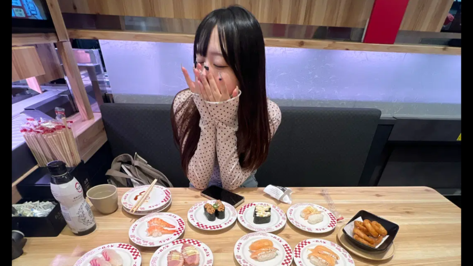 写真なさすぎて前の写真だけど笑😹😹お寿司食べたーい🍣❤️❤️