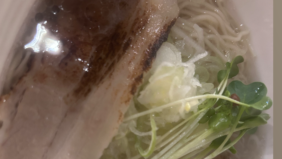 あー！！おいしー！！ダイエットってなにー！！！！🤪
