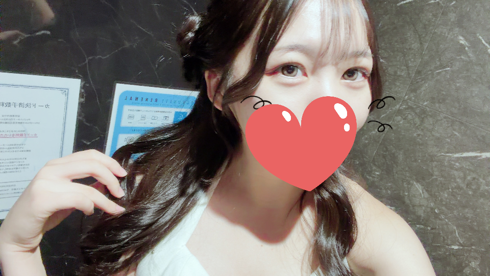 最近のりりの写真撮影スポットはトイレです‪🚻⋆˙⟡