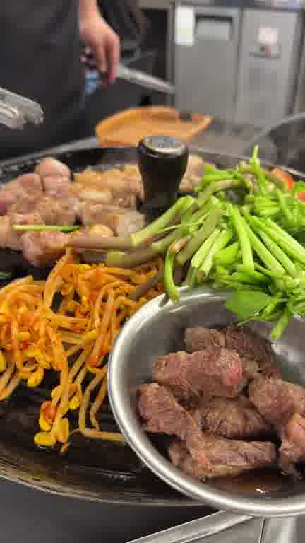 バー15ムービー