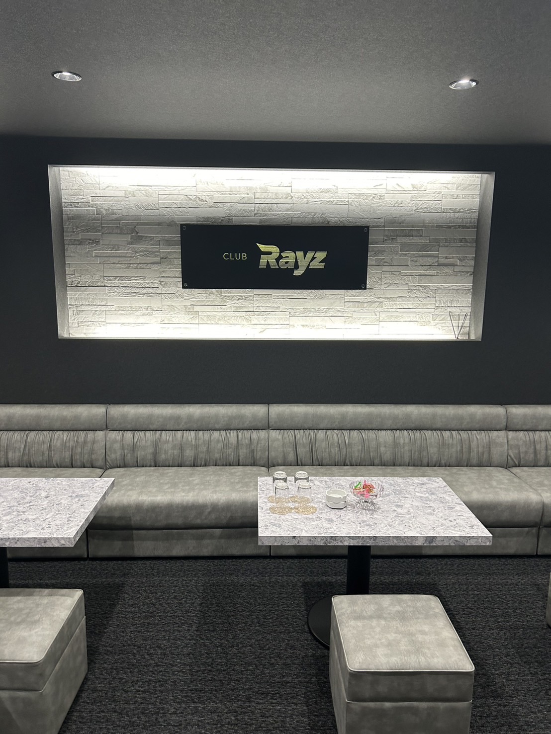 高松 ラウンジ CLUB RAYZ店内4