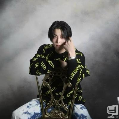 ホストDestiny acro