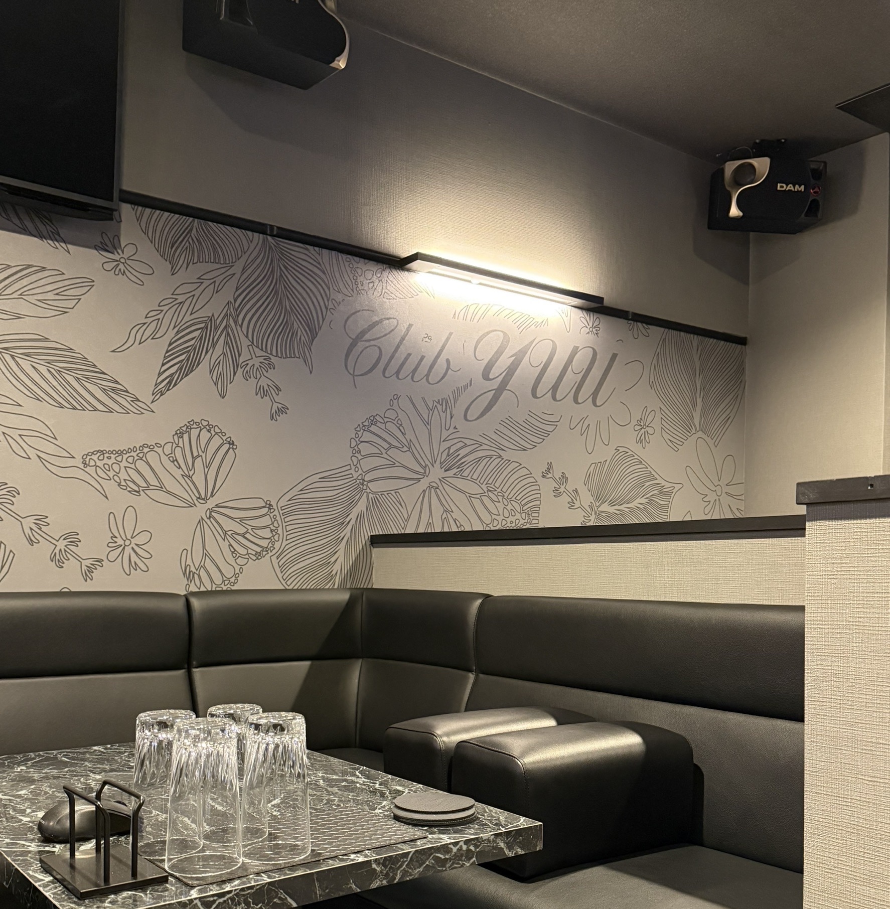 高松 ラウンジ club YUU店内2